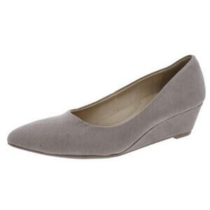 CL by LAUNDRY NIB Alyce Slip On Low Round Toe Micro Suede Wedge Taupe/Gray 10